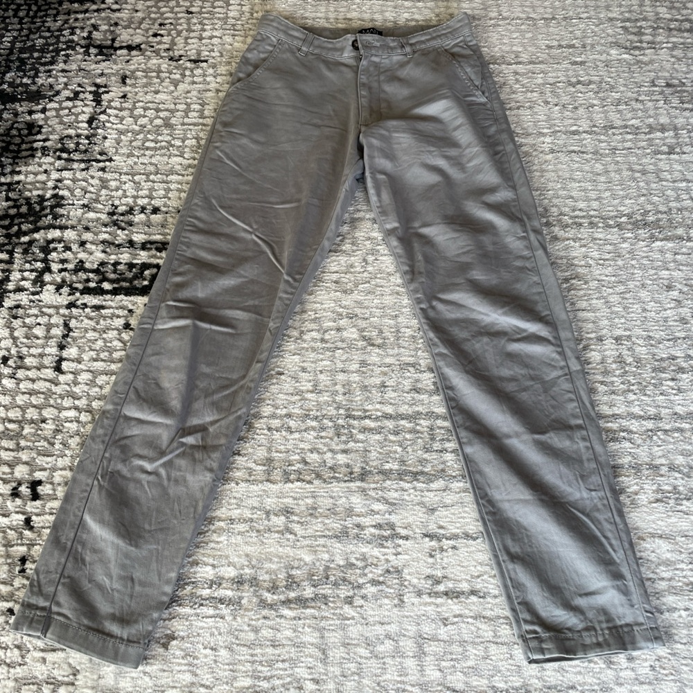 Men's Gray Straight-Leg Chino Pants